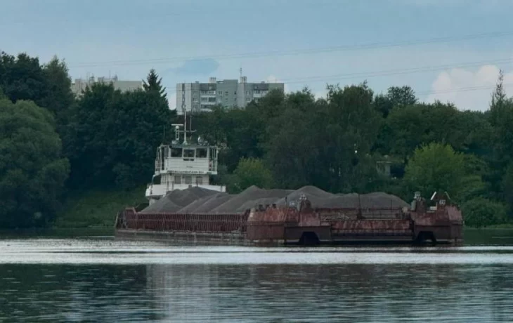«Эконеруд Групп» вместо строительства занялась незаконной разгрузкой барж, отравляя воду Клязьмы «Эконеруд Групп» вместо строительства занялась незаконной разгрузкой барж, отравляя воду Клязьмы