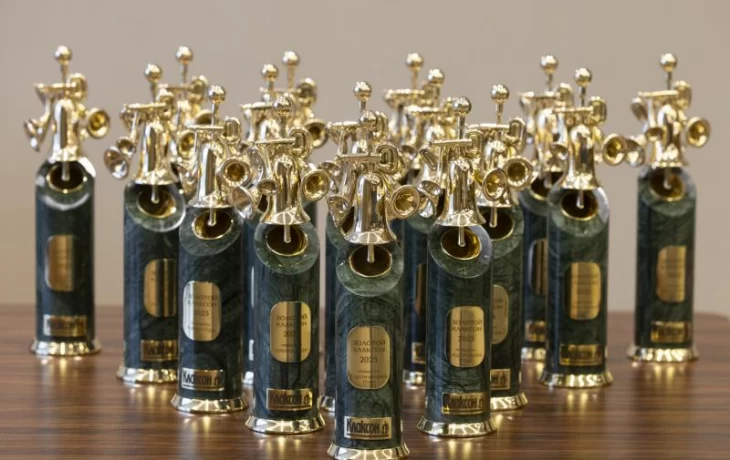 В Москве подвели итоги автомобильного года на торжественном вручении премии "Золотой Клаксон"