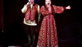 Мелодия Петра и Марины Суховых "День рождения" становится своеобразным посвящением близким людям
