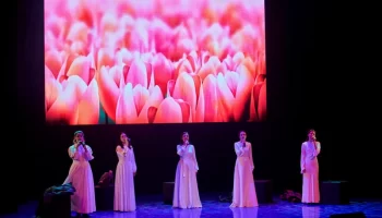 Спектакль «На разных языках звучит Победа» в ЦДКЖ
